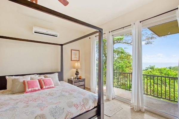 Hotel Red Frog Beach Island Resort